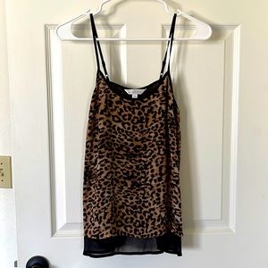 Very flowy fresh and sexy cheetah shirt perfect for summer days
